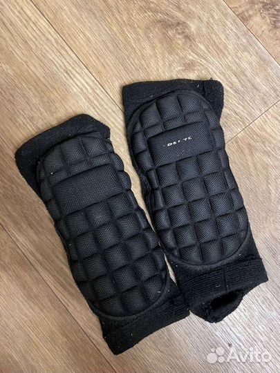 Наколенники детские