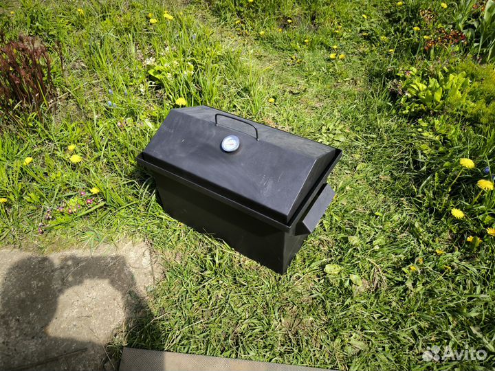 Коптильня горячего копчения с гидрозатвором