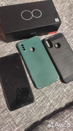 Xiaomi Mi 8, 6/64 ГБ