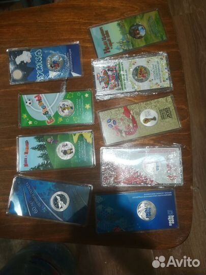25 рублей цветные в блистерах