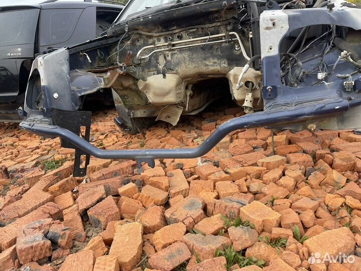 Передний усилитель суппорта фар mercedes w163 ml16