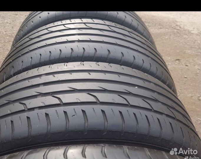 Continental ContiPremiumContact 2 215/55 R18 95H