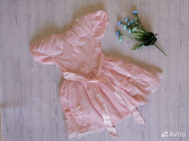 Платье для девочки на 5-6 лет, нарядное, розовое