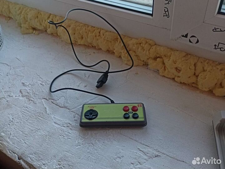 Игровая приставка dendy