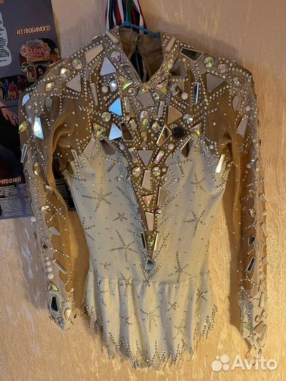 Купальник для художественной гимнастики