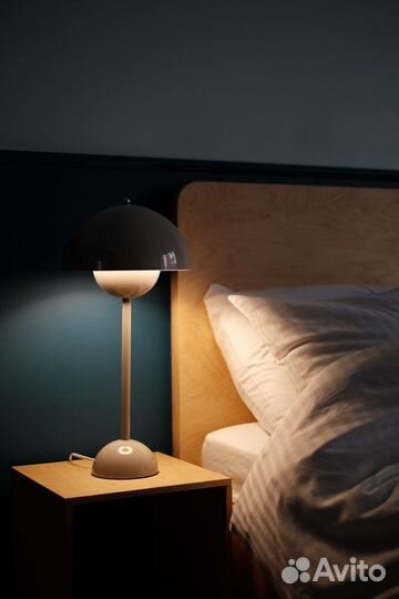 Настольная лампа & Tradition Flowerpot VP3