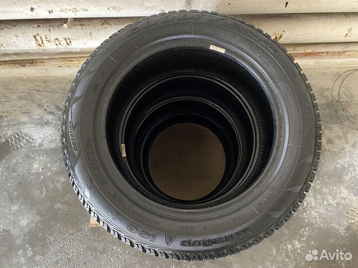 Goodyear UltraGrip Ice+ 185/60 R15