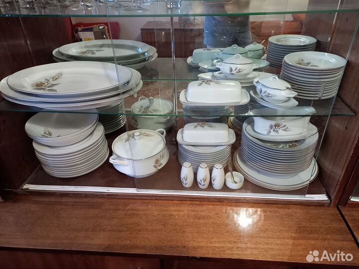 Столовый сервиз на 12 персон Rose China производст