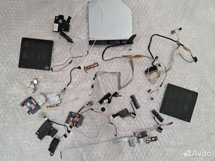 Ноутбук на запчасти Acer V5-571