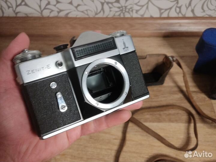 Плёночный фотоаппарат Zenit - E