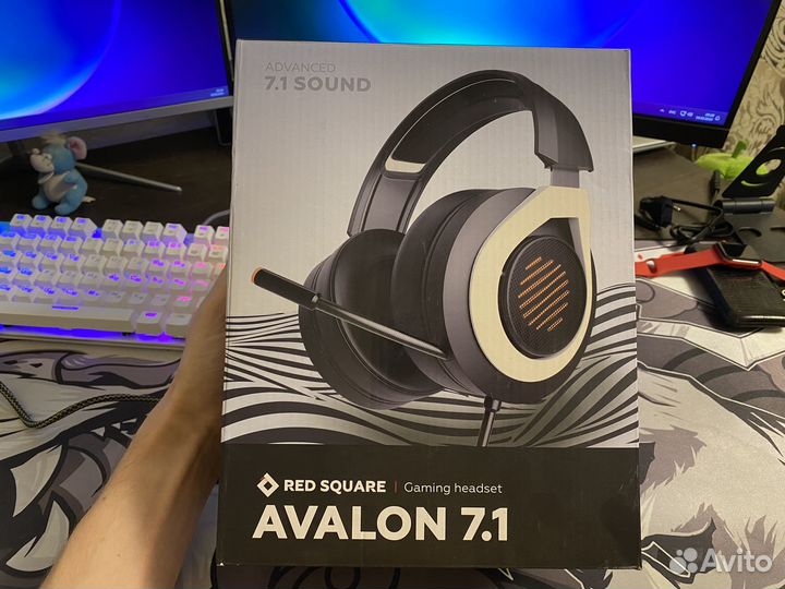 Игровые наушники Red Square Avalon 7.1