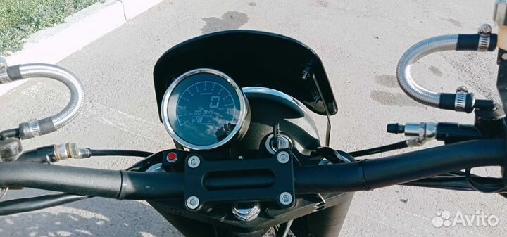 Suzuki Inazuma 1200