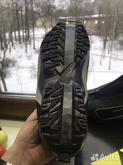 Лыжные ботинки Ficher xc comfort SNS 43разм. новые