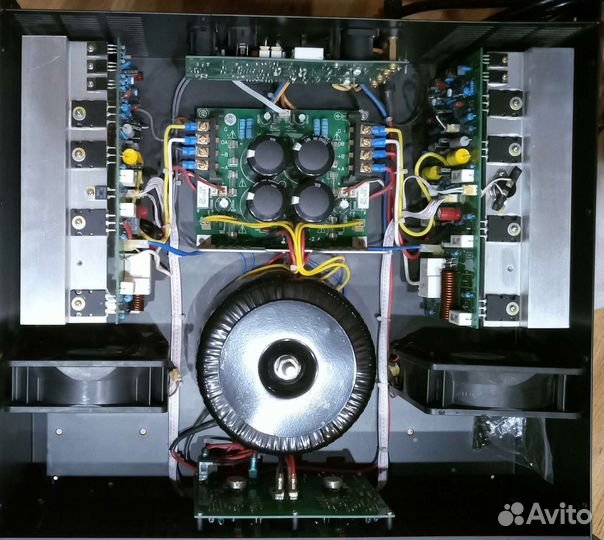 Усилитель мощности EuroSound XZ400 + кейс