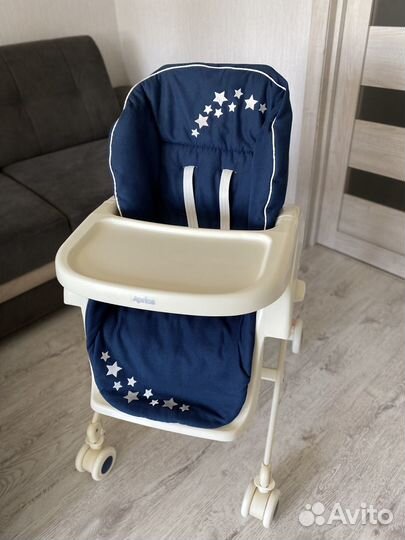 Стул для кормления колыбель Aprica Basic (Япония)