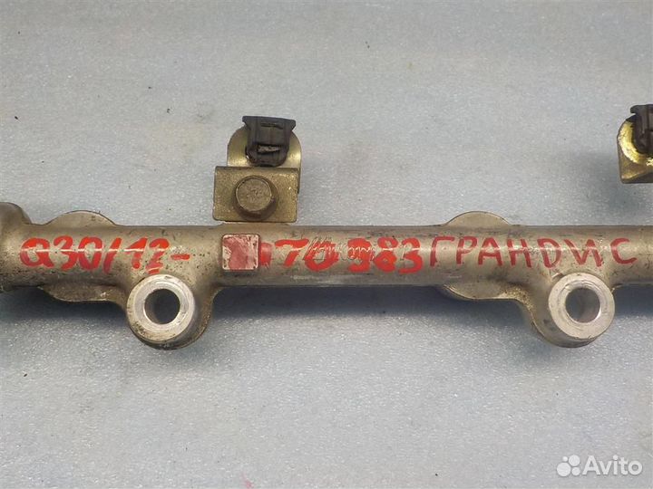 Рейка топливная (рампа) Mitsubishi Grandis 2003-2