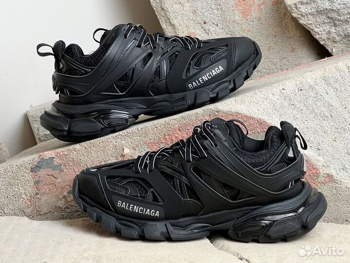 Balenciaga Track Black