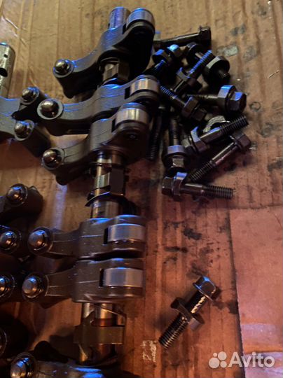 Ось коромысла каризма 1.6 4G92