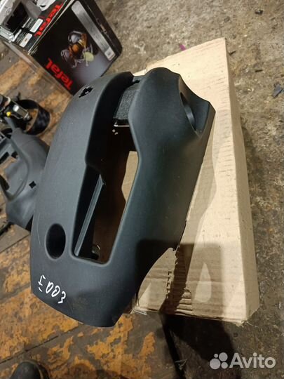 Кожух подрулевой Форд Фокус3