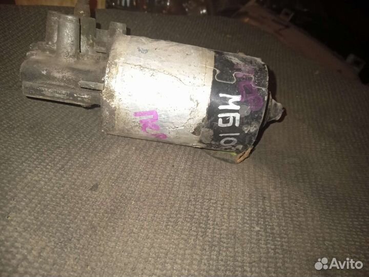 Моторчик стеклоочистителя дворников m b100