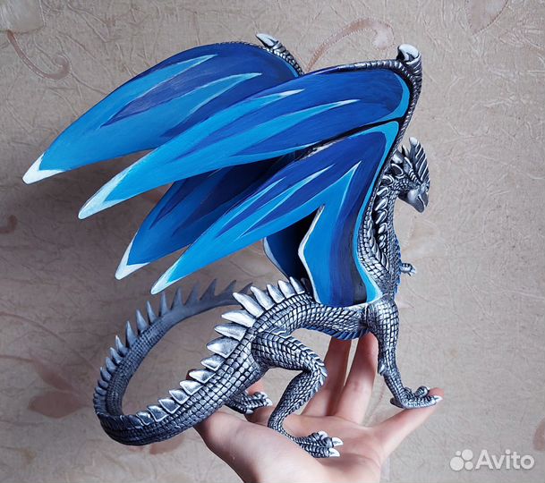 Серебряный дракон Фигурка