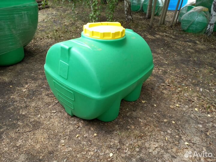 Емкость для воды 200л