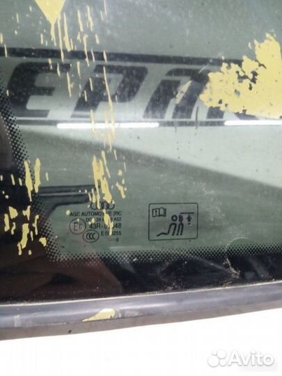 Форточка левая Audi Q5 8R 2008—2012