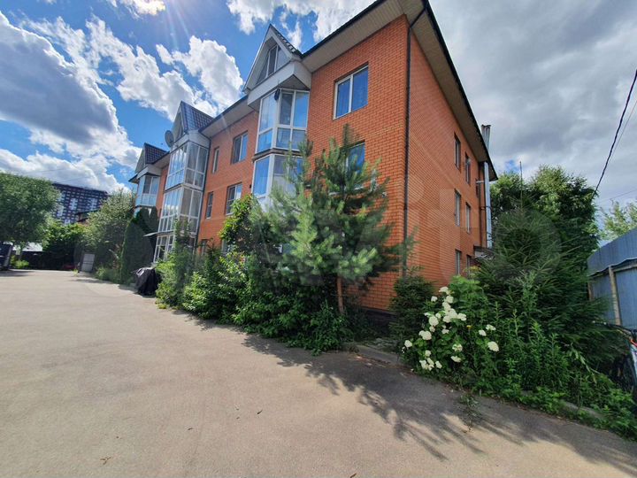 Комната 20 м² в 3-к., 2/4 эт.