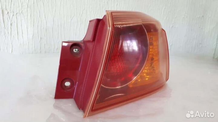 Фонарь задний правый Mitsubishi Lancer CY2A 4A91