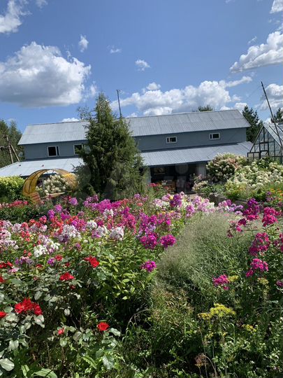 Дом 250 м² на участке 14 сот.