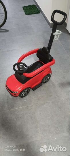 Игрушка автомобиль