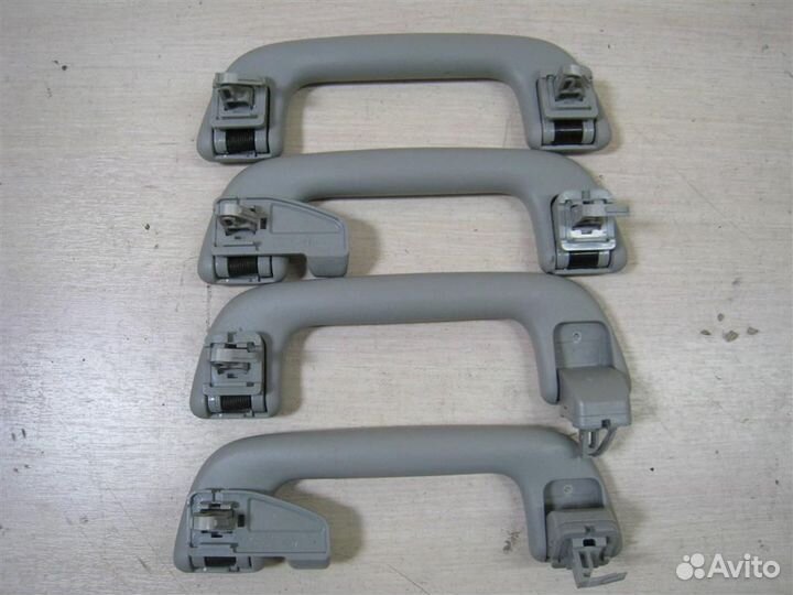 Ручка потолочная (комплект) Toyota Verso R2 2015