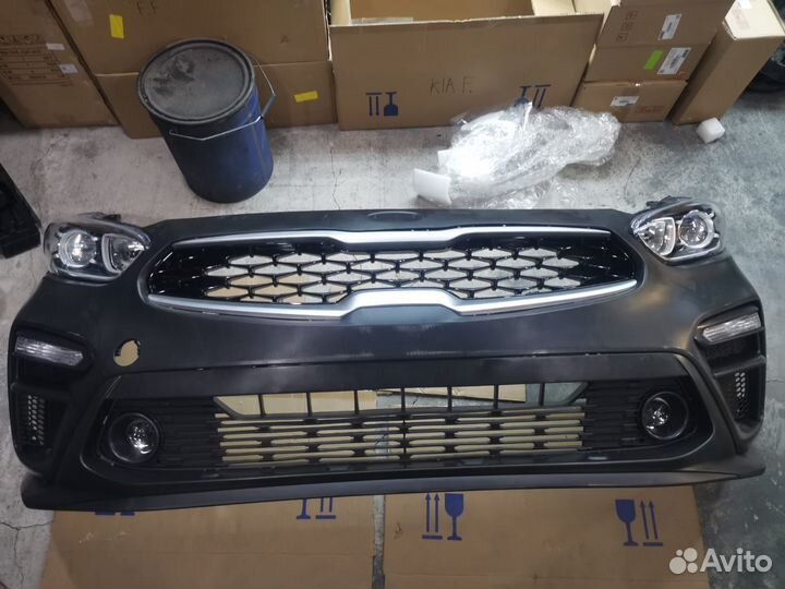 Передний бампер в сборе Kia Сerato 4