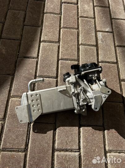 Радиатор системы выхлопных газов с клапаном egr