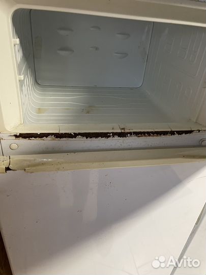 Холодильник бу в рабочем состоянии