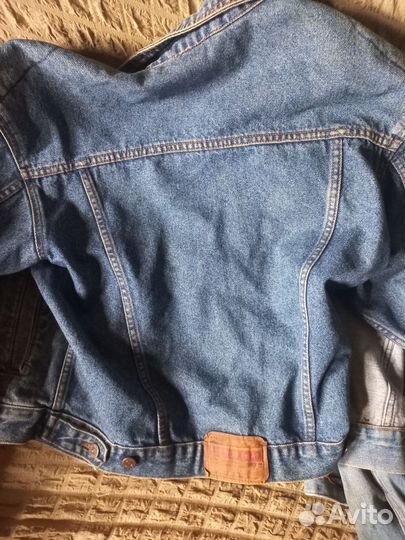 Джинсовая куртка