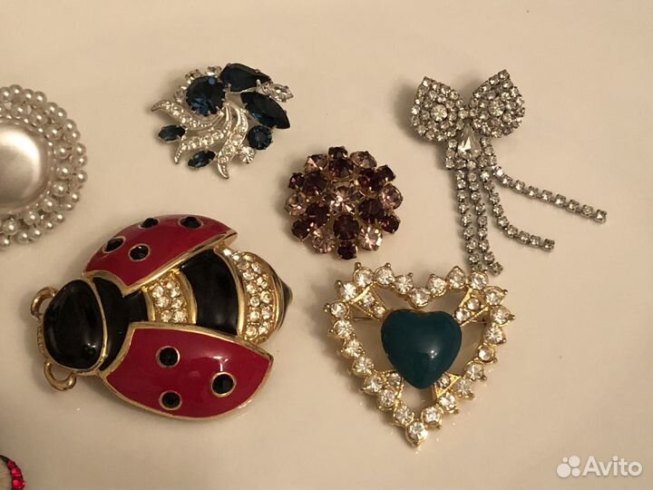 Брошь чехословакия