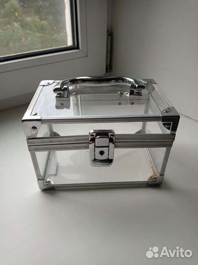 Шкатулка очень красивая для украшений