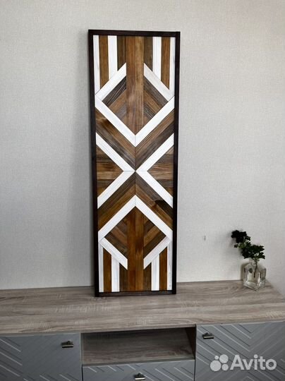 Картина панно из дерева