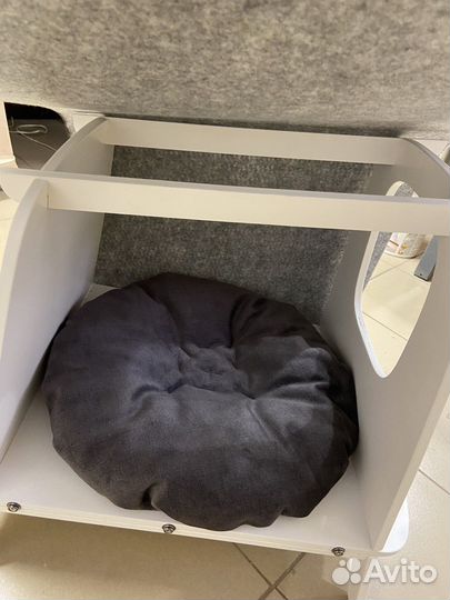 Домик - будка для кошек и маленьких собак