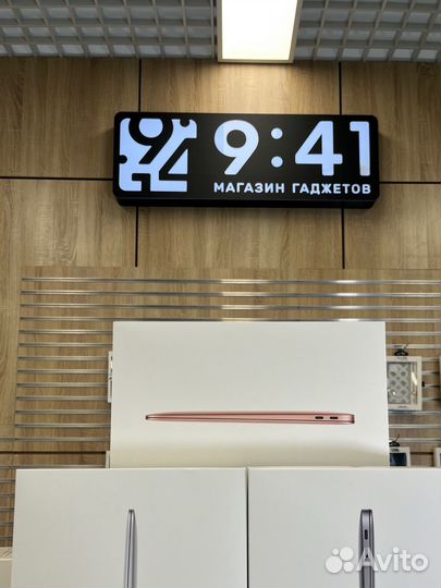 MacBook Air 13 (2020), 256 гб, M1, RAM 8 гб, Новый