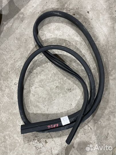 Уплотнитель проёма передний правый ford focus 3