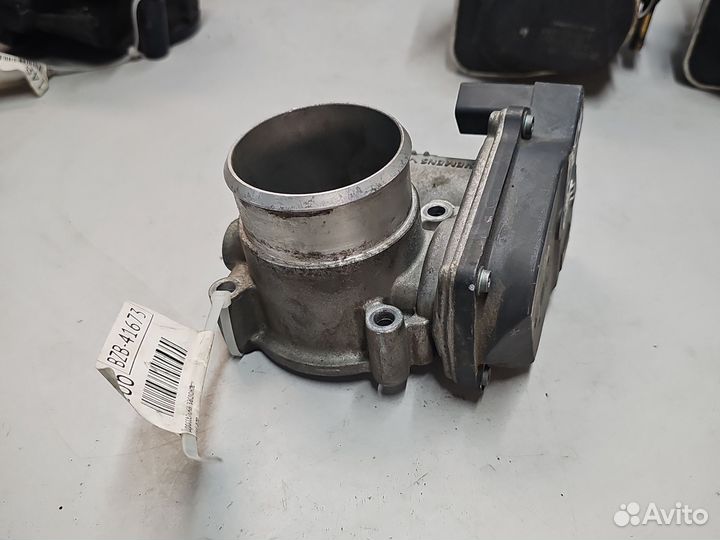 Заслонка дроссельная VW Audi Skoda 03C133062G