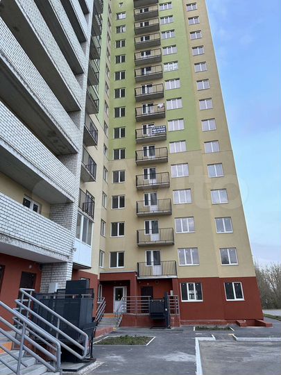 2-к. квартира, 67 м², 4/14 эт.