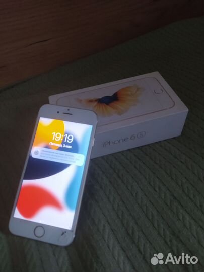iPhone 6S, 64 ГБ