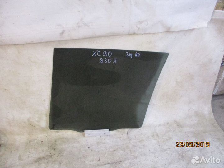Стекло двери задней правой Volvo XC90 1