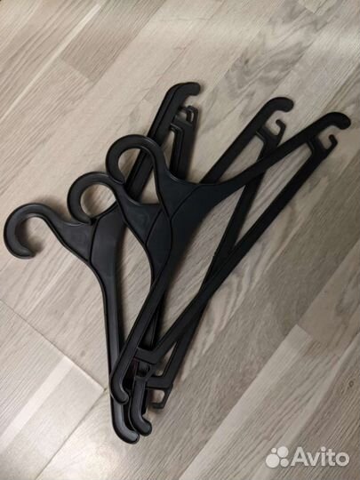 Вешалки плечики