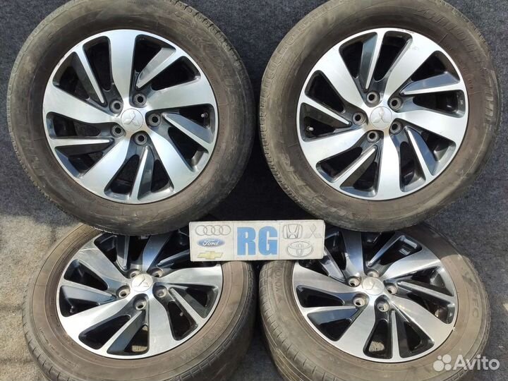 R17 Bridgestone Dueler H/P Sport 215/60, PCD 5x114.3 DIA 67.1