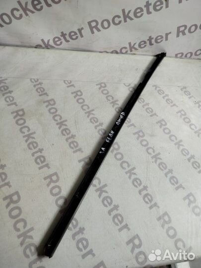 Бархотка двери задняя левая Hyundai Elantra XD