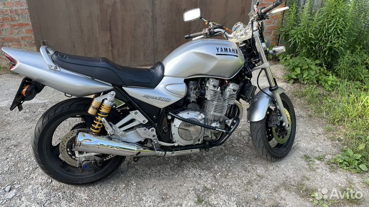 Yamaha xjr1300
